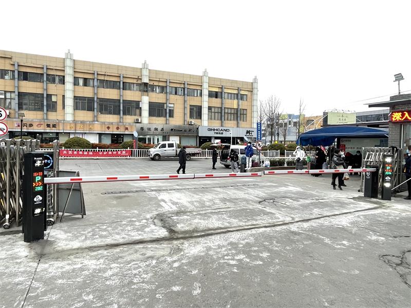 徐州食品城公交首末站草莓短视频下载係統2.jpg